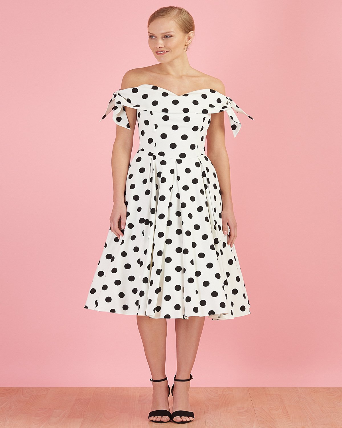 1950s Dress Polka Dot Sweet Vintage Swing Dress for women