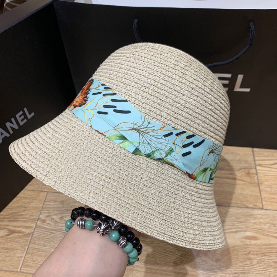 Women's Sun Straw Hats UV Protection Hats UPF 50 with Mermaid Strap