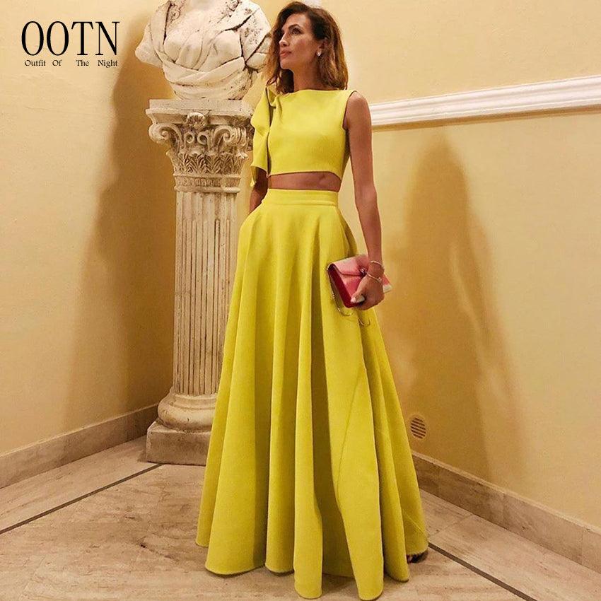 Yellow Two Piece One Short Sleeve Pleated Midi Skirts