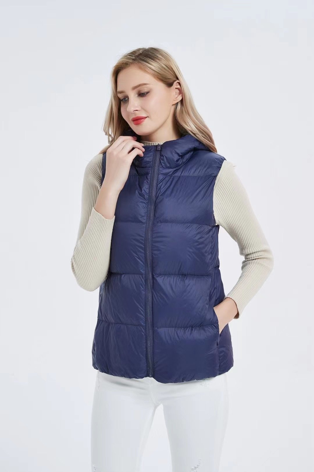 Women's Vests Lightweight Plus Size Short Hooded Down Vest Jackets