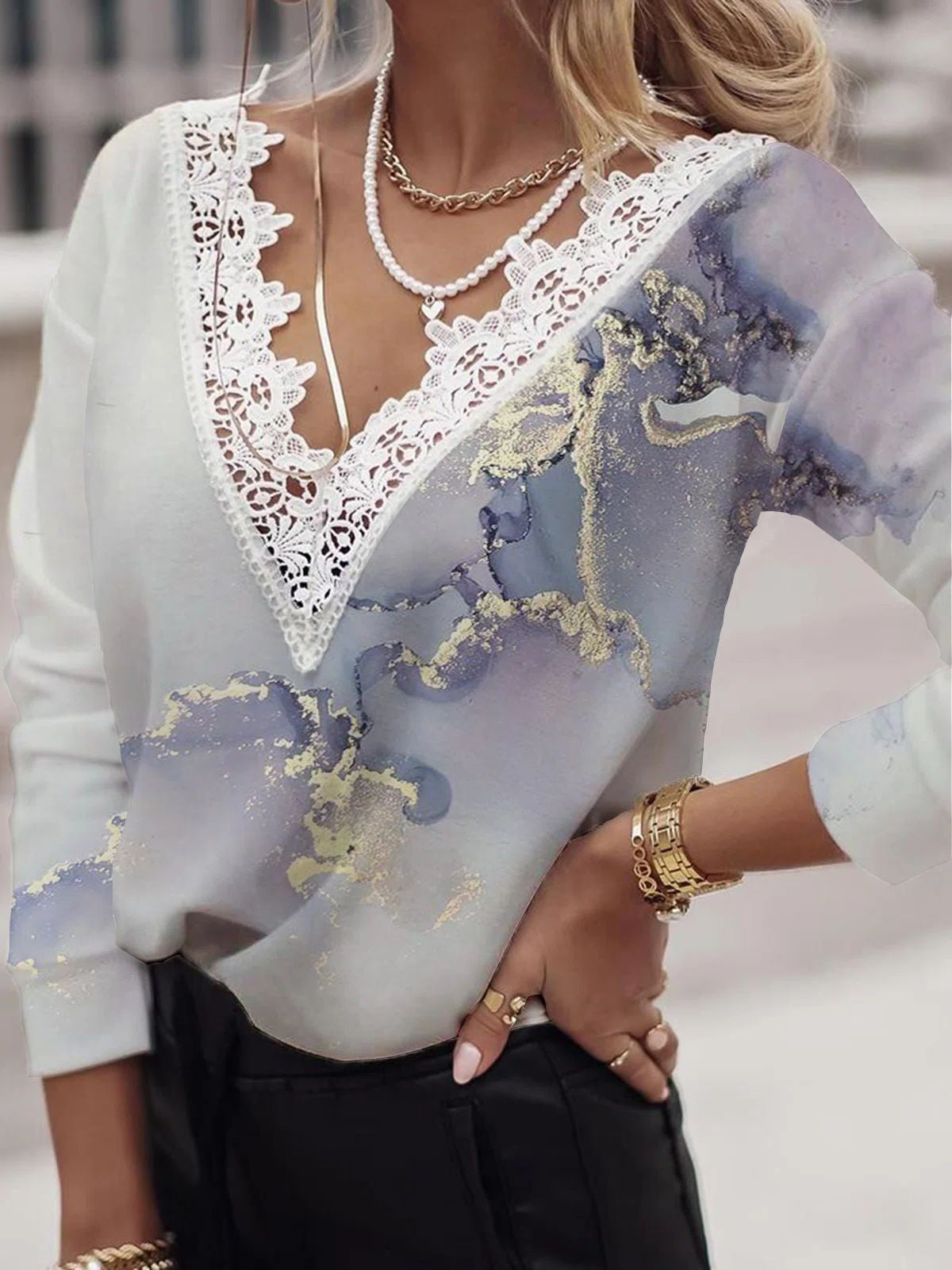 Women's T-Shirts Multicolor Printed Lace V-Neck Long Sleeve T-Shirts