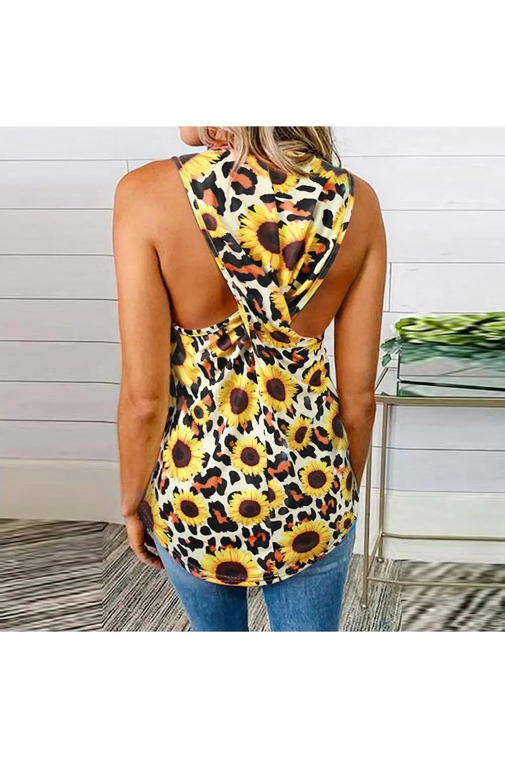 Women's Sunflower Print Twist Back Scoop Neck Tank Tops