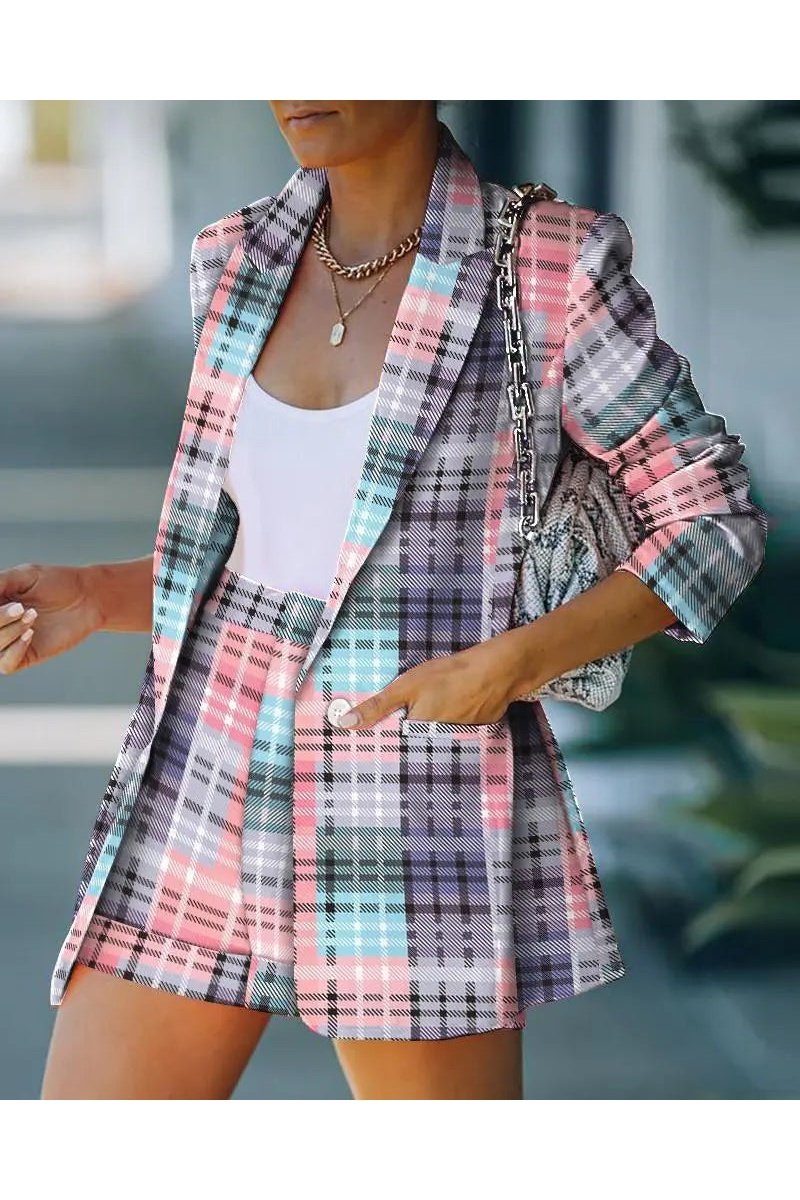 Women's Two Piece Shawl Collar Blazer And Shorts Outfit