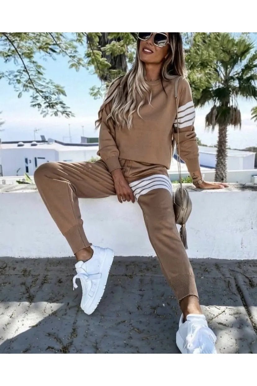 Women's Two Piece Striped Sweatshirt And Jogger Pants Set