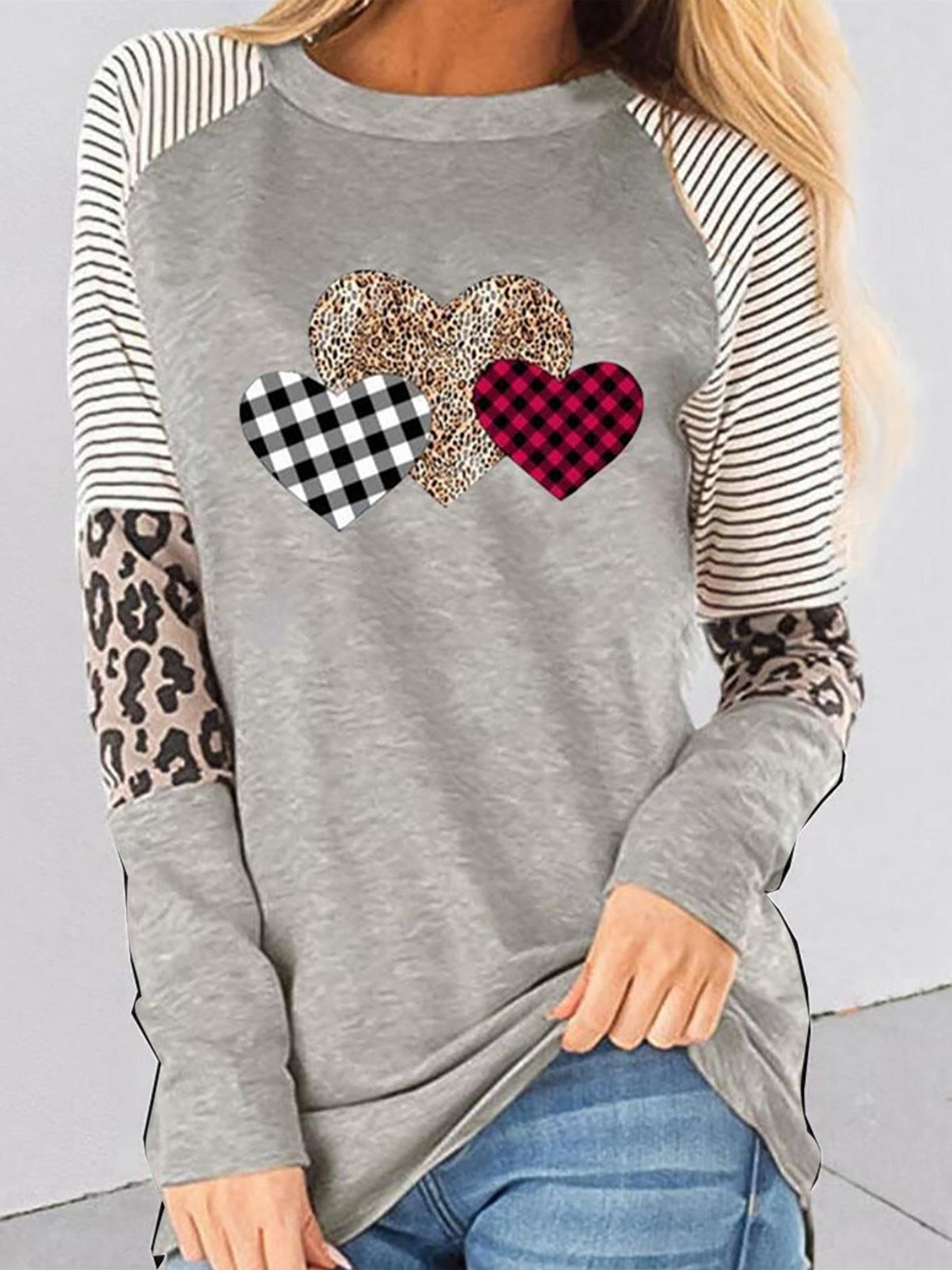 Women's T-Shirts Heart-Shaped Leopard Striped Round Neck Long Sleeve T-Shirt - T-Shirts - Instastyled | Online Fashion Free Shipping Clothing, Dresses, Tops, Shoes - 20-30 - 29/12/2021 - color-black